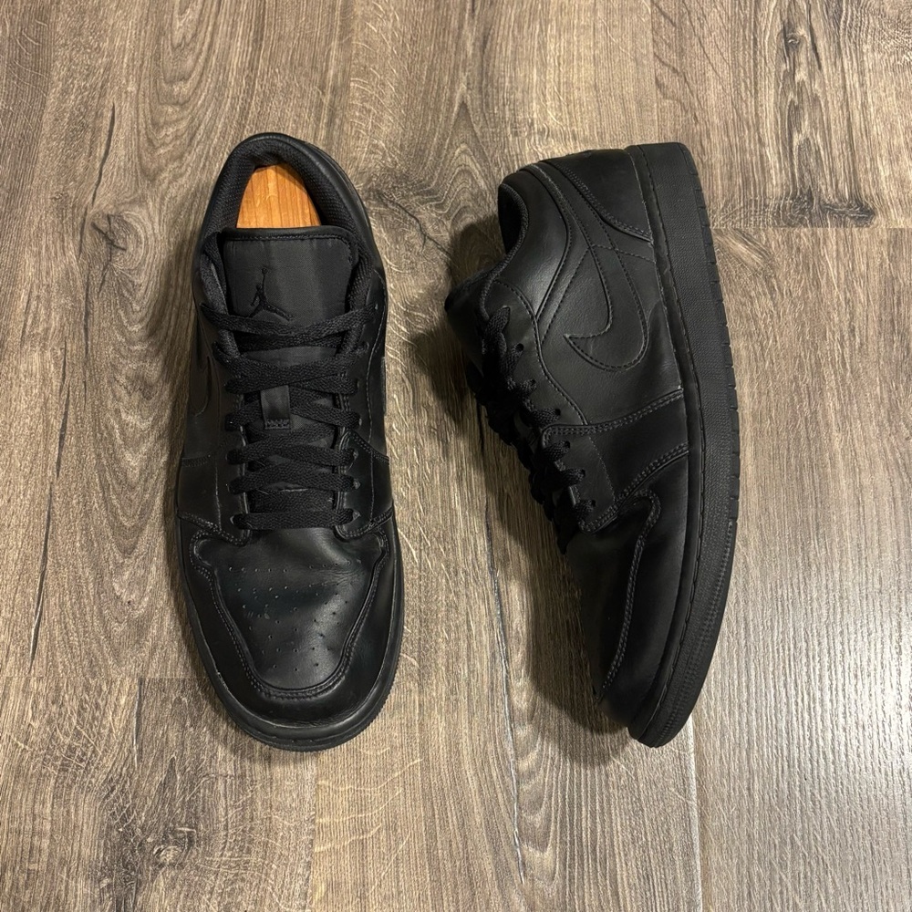 Jordan Air Jordan 1 Low Shoes Mens Size 13 Black Leather Sneakers 553558-093